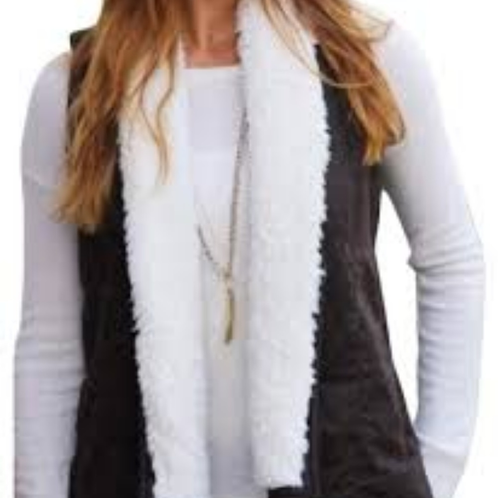 BB Dakota - Jack Faux Fur Trimmed Vest